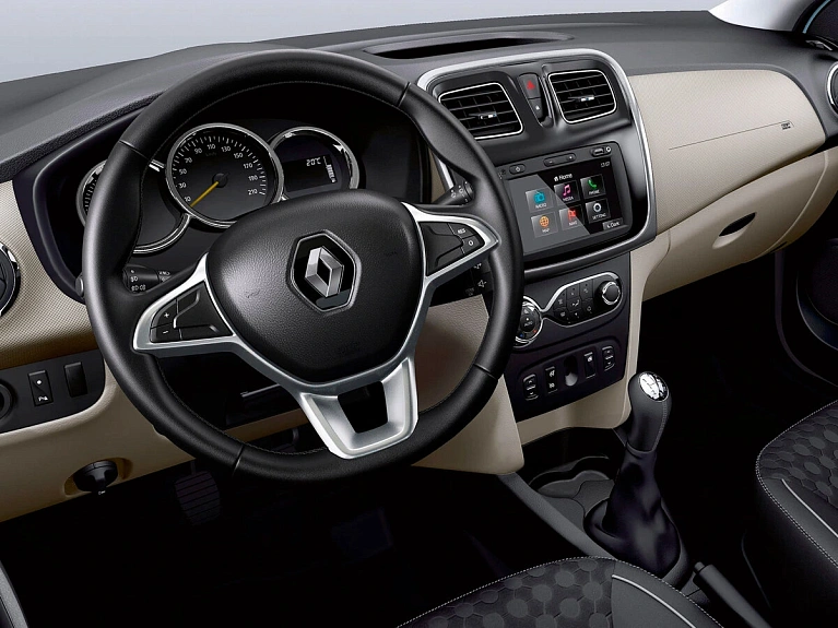 Renault Logan AT